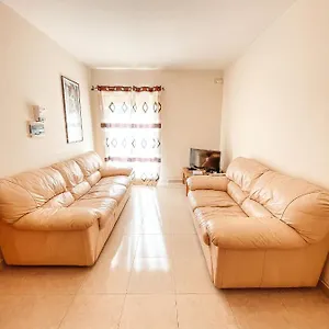 Apartament Stresa Court